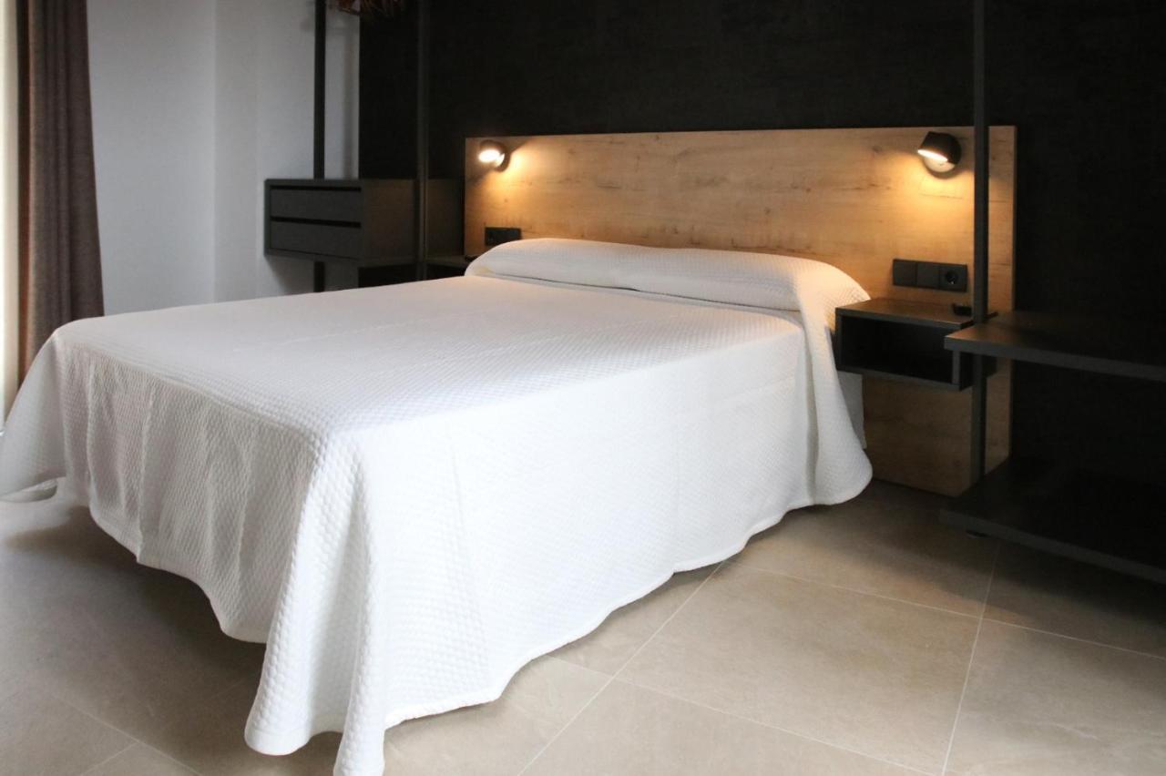Un Moment, Casa Rural De 4 Estrellas Les Coves de Vinroma Bagian luar foto