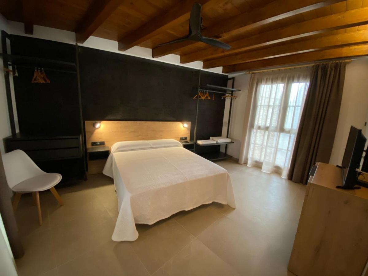 Un Moment, Casa Rural De 4 Estrellas Les Coves de Vinroma Bagian luar foto